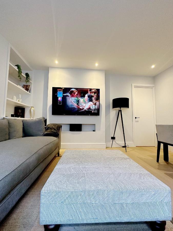 Londwell, Luxe And Leaves, Chelsea Flat With Private Garden Lejlighed London Eksteriør billede